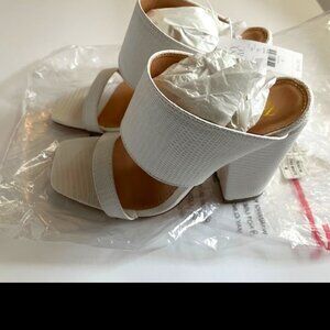 *NWT NY & Co White Slide Chunky Heel Sandal Shoe - Women's Size 6